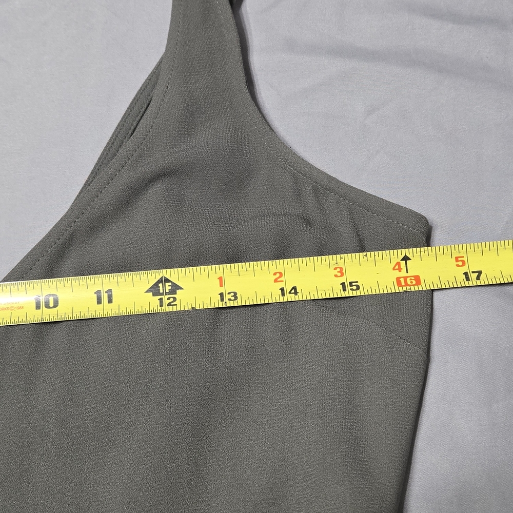FOREVER 21 Sz Small Olive Green Top - Picture 4 of 6